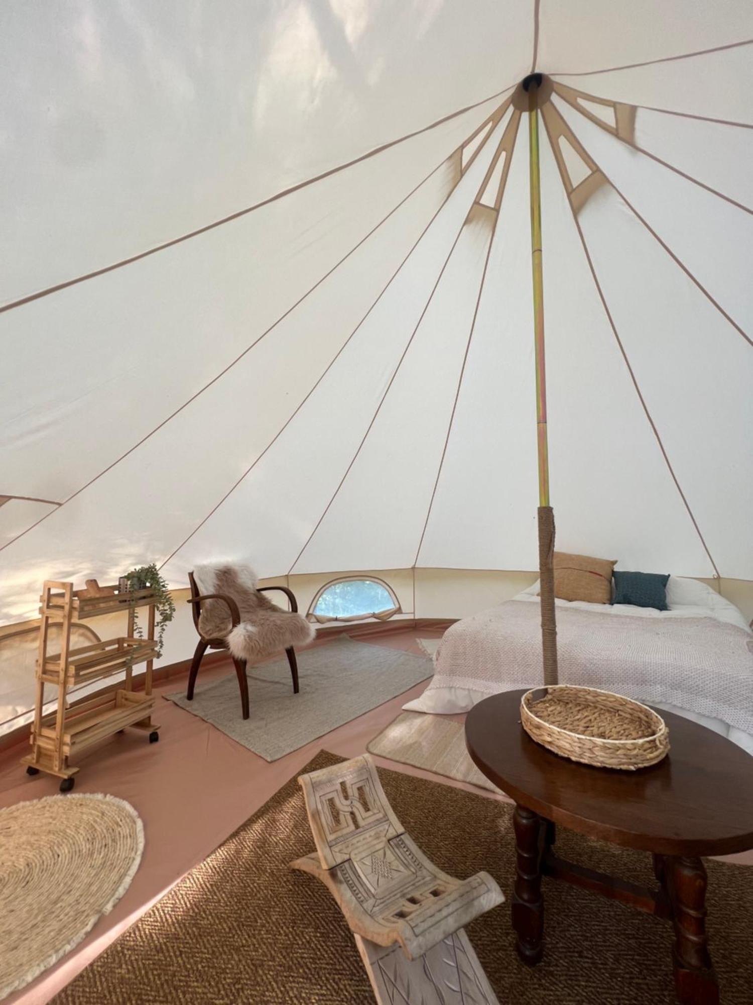 Tente Lodge En Pleine Nature Sumène Екстериор снимка