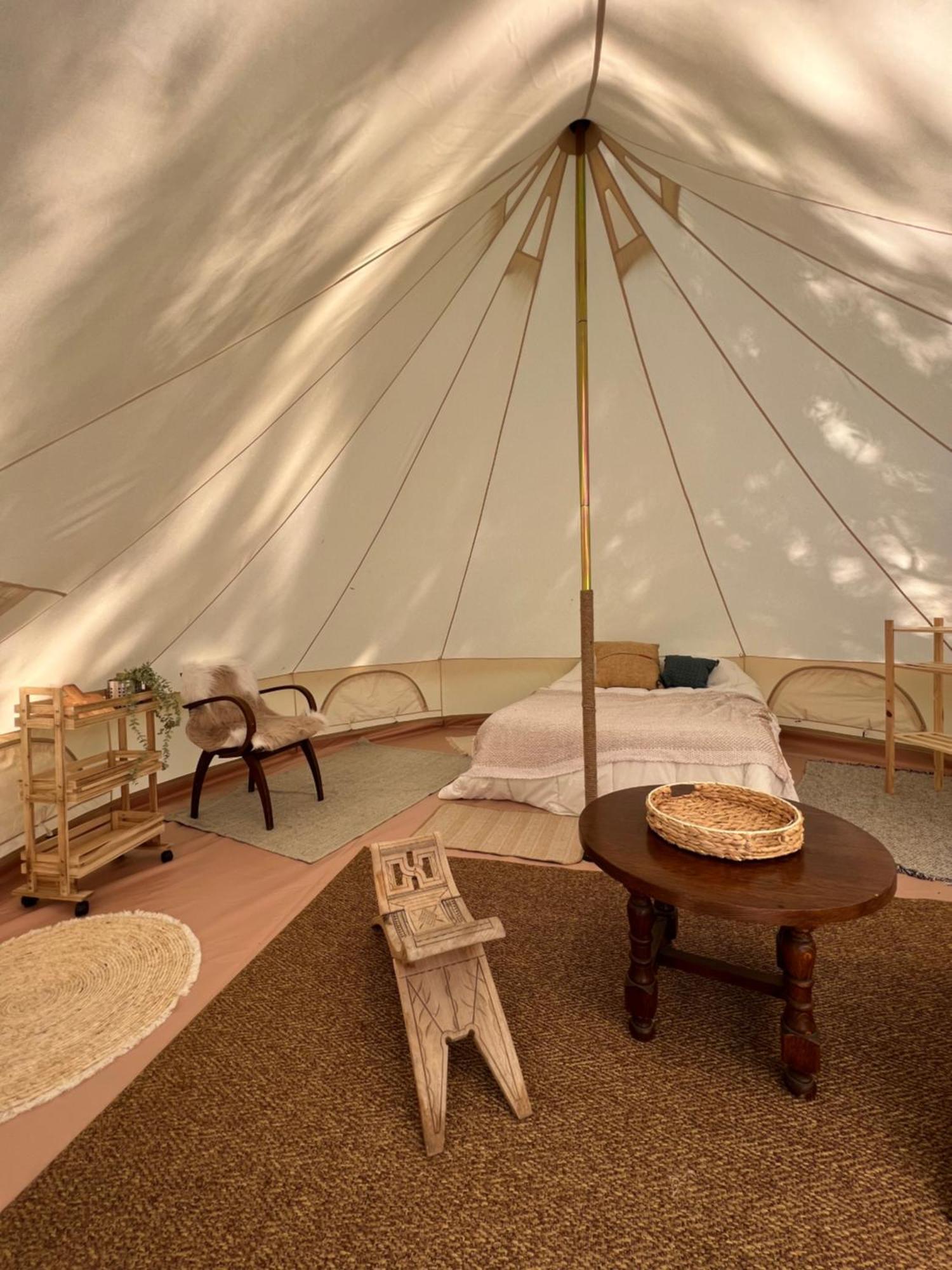 Tente Lodge En Pleine Nature Sumène Екстериор снимка